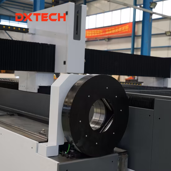 Puissance laser 3kw 4kw 6kw 8kw 2000W Machine de découpe laser à fibre Plaque et tube Machine intégrée pour la découpe de l'aluminium