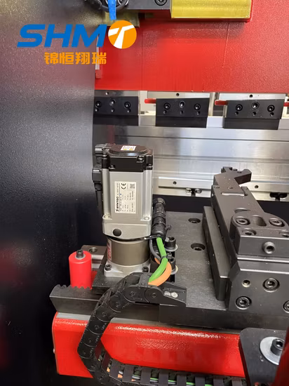 Delem Da58t 6 + 1 Axes Machine à cintrer les tôles Hydraulique CNC Presse plieuse